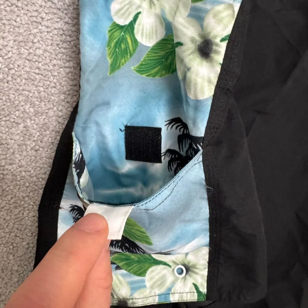 Shaka Surfwear Board Shorts Swim Trunks Mens 36 Black Tropical Hibiscus Floral